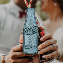 Pin – Colaboración de Walt Disney con Coca-Cola – Disney Fantasy