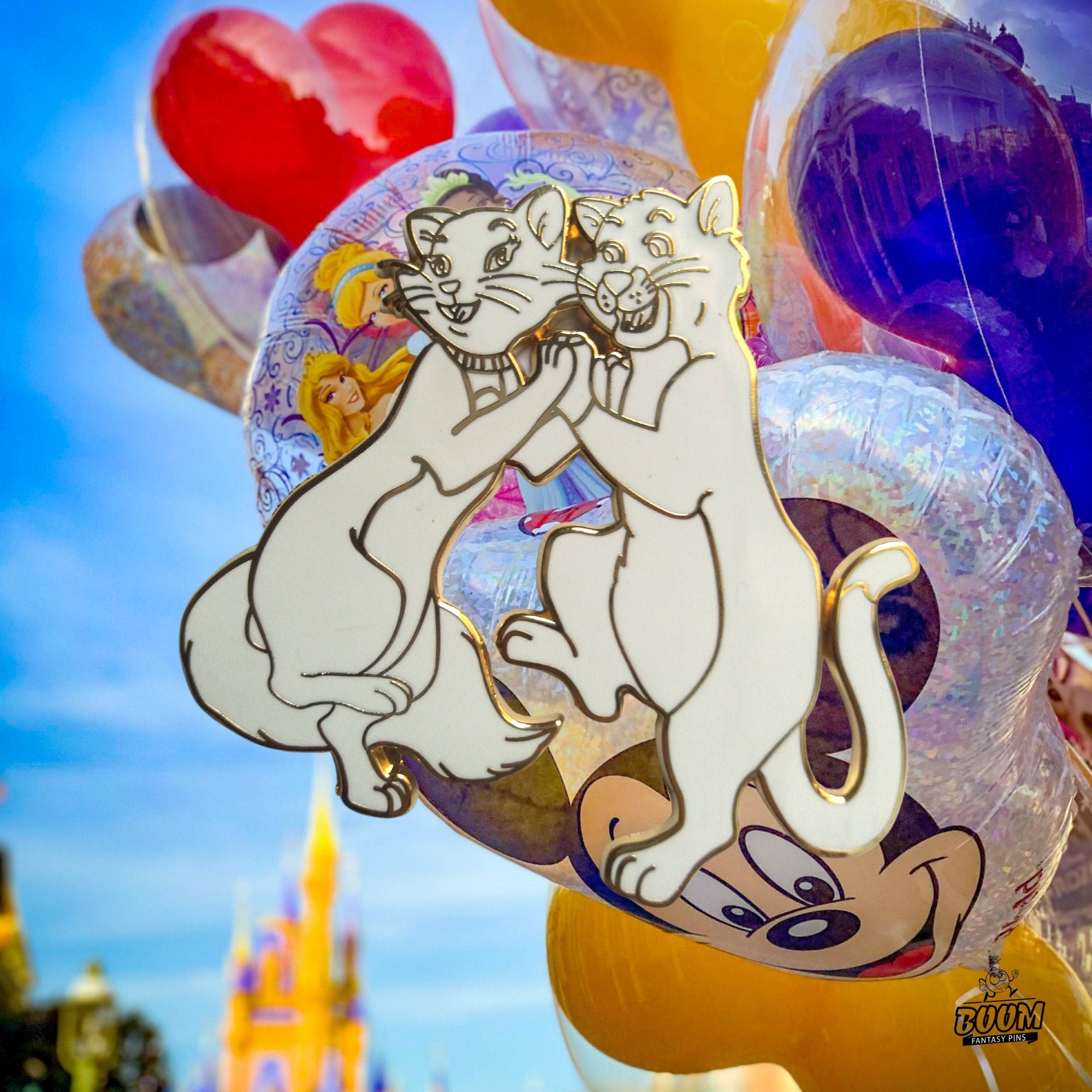 Pin – Duquesa y Thomas O'Malley de Los Aristogatos – Disney Fantasy