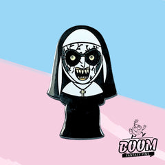 Épingle – La Nonne du film La Nonne 2 – L'univers Conjuring Horreur