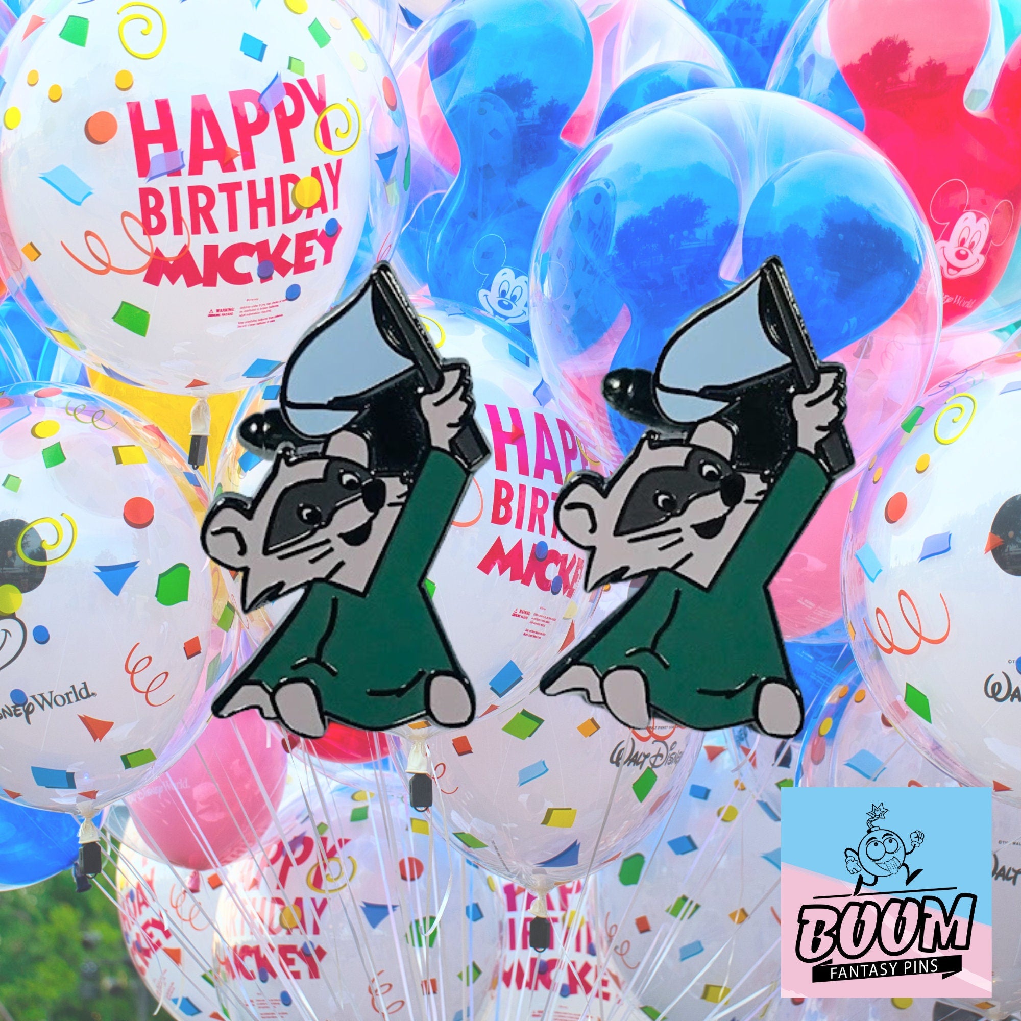 Cufflinks – Blue Flag Raccoon from Robin Hood – Disney Fantasy