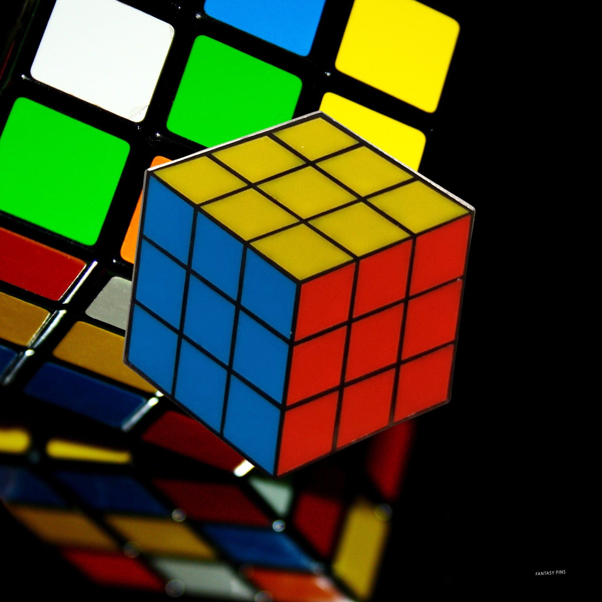 Épingle – Rubik's Cube de Rubik's Cube – Marque de casse-tête magique
