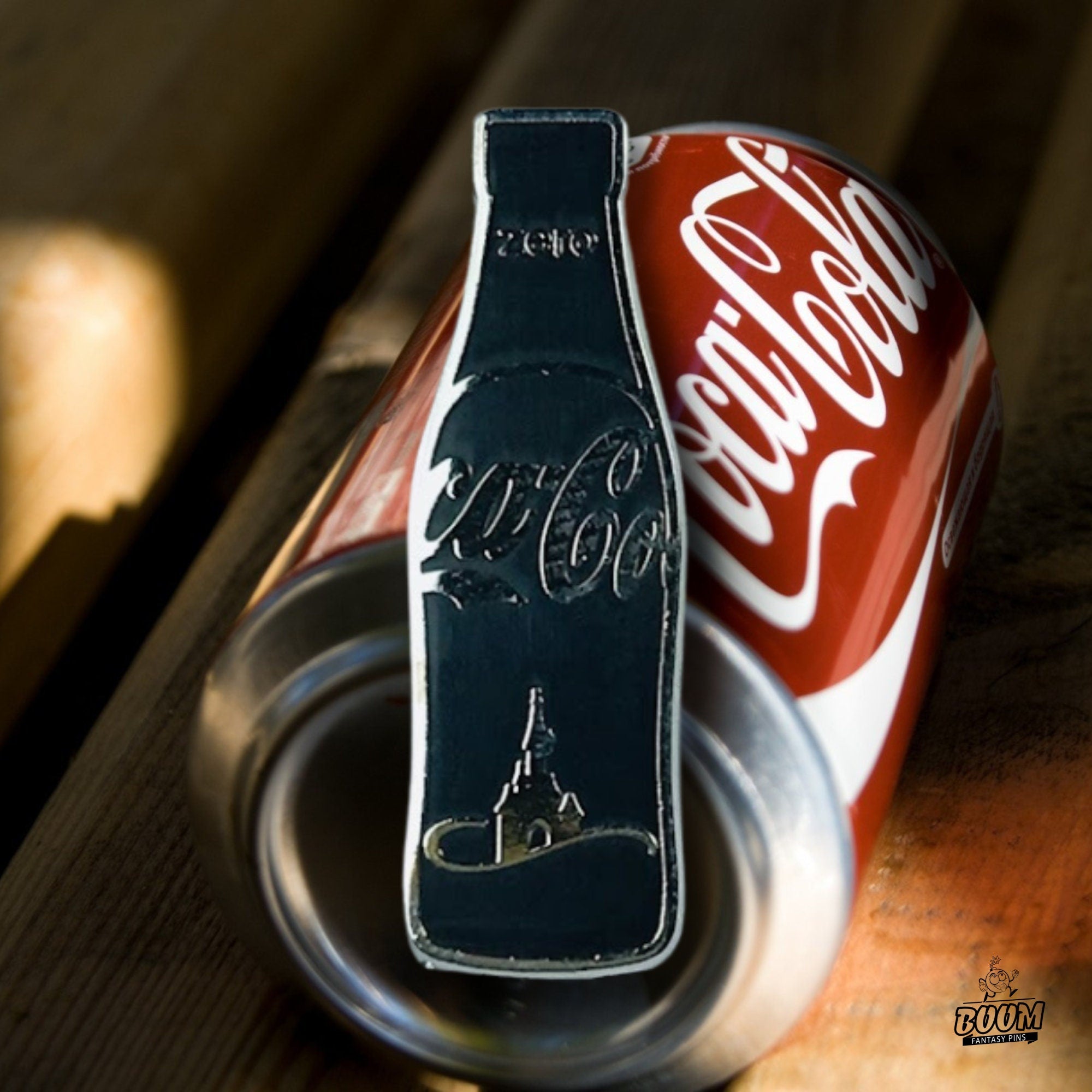 Pin – Colaboración de Walt Disney con Coca Cola – Disney Fantasy